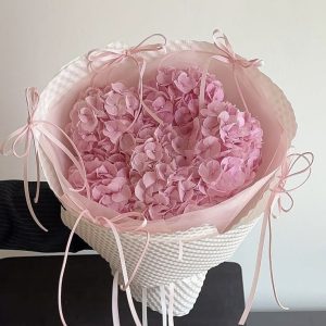 Tú Cầu Hồng Pastel